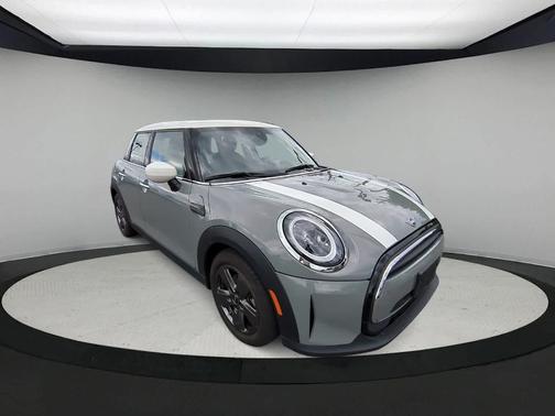 2023 MINI Hardtop Cooper