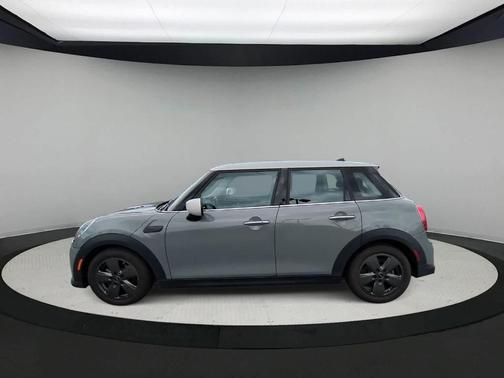 2023 MINI Hardtop Cooper