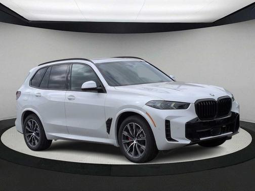Mineral White Metallic 2026 BMW X5 xDrive40i