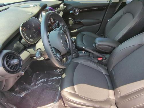 2021 MINI Hardtop Cooper