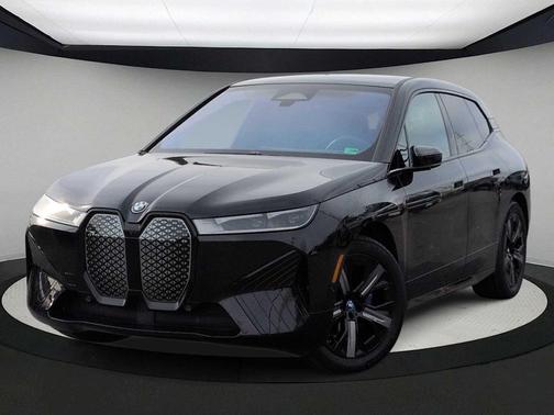 2025 BMW iX xDrive50