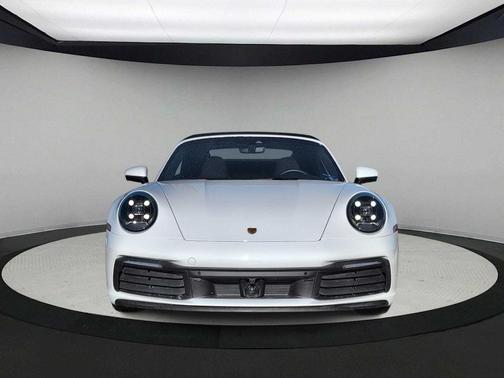 2020 Porsche 911 Carrera S