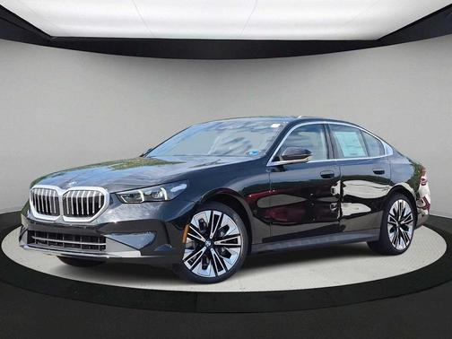 Black Sapphire Metallic 2027 BMW 530 i