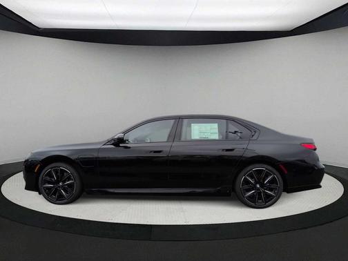 Black Sapphire Metallic 2026 BMW 750e xDrive