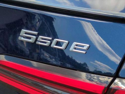 2026 BMW 550e xDrive