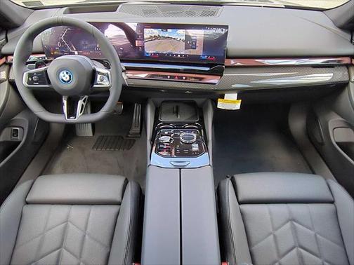 2026 BMW 550e xDrive