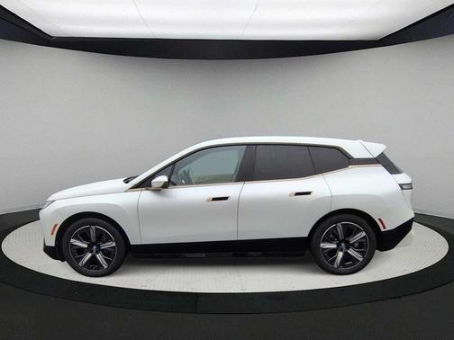 2023 BMW iX xDrive50