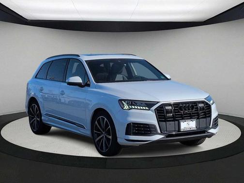 2021 Audi Q7 55 Prestige