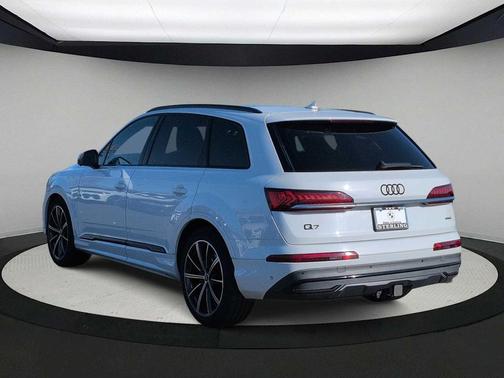 2021 Audi Q7 55 Prestige