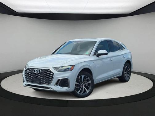 2022 Audi Q5 45 S line Premium Plus