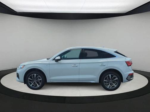 2022 Audi Q5 45 S line Premium Plus