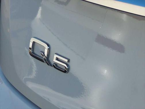 2022 Audi Q5 45 S line Premium Plus