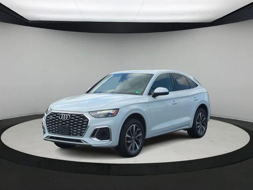 2022 Audi Q5 45 S line Premium Plus
