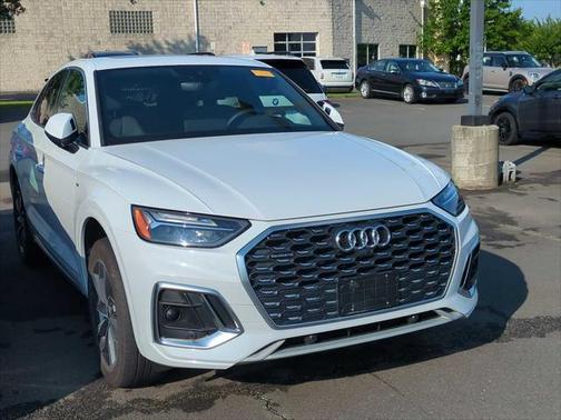 2022 Audi Q5 45 S line Premium Plus