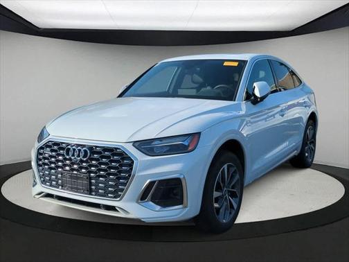 2022 Audi Q5 45 S line Premium Plus