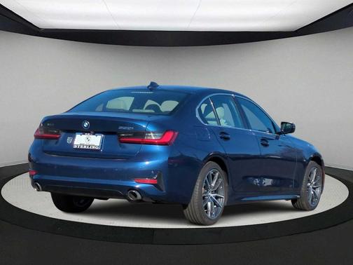 2022 BMW 330 i xDrive
