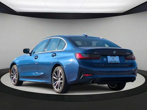 2022 BMW 330 i xDrive