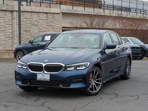 2022 BMW 330 i xDrive