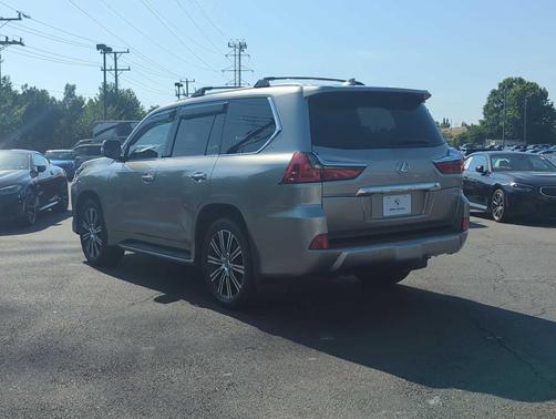 2021 Lexus LX 570 Two-Row