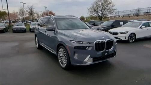 2025 BMW X7 xDrive40i