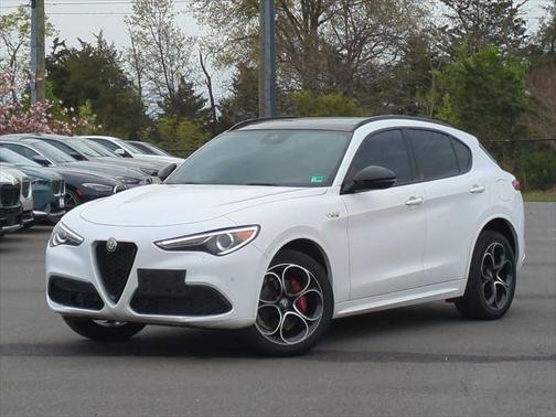 2022 Alfa Romeo Stelvio Veloce