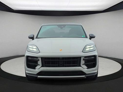 2024 Porsche Cayenne Turbo GT