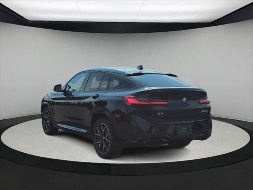 2022 BMW X4 M40i