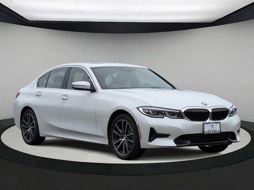 2021 BMW 330 i xDrive