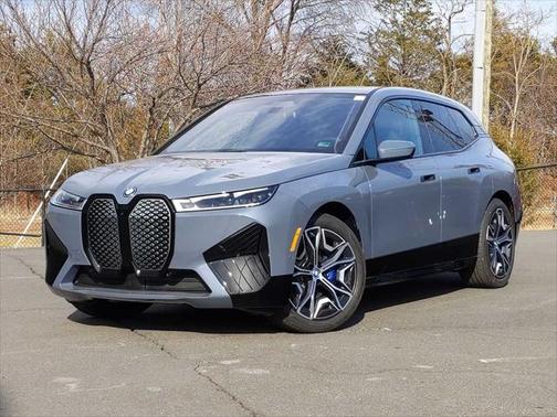 2025 BMW iX xDrive50
