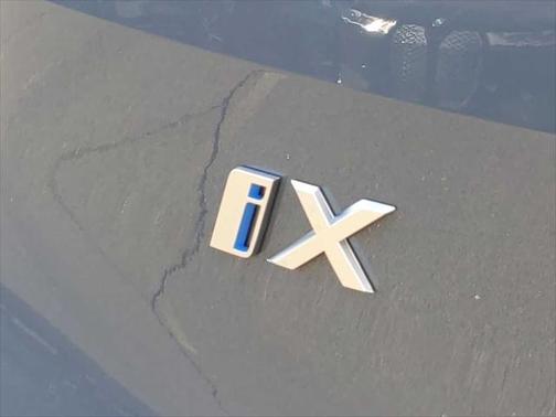 2025 BMW iX xDrive50
