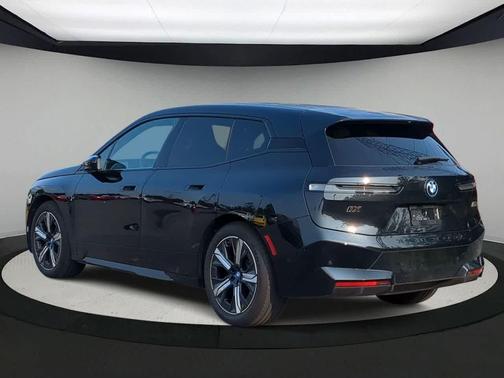 2024 BMW iX M60