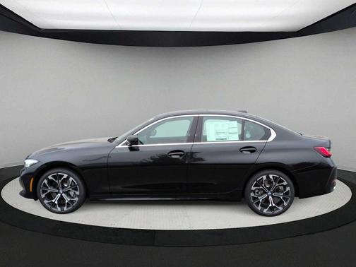 2025 BMW 330 i xDrive