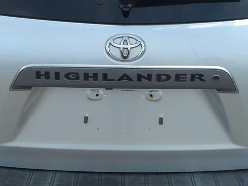 2008 Toyota Highlander Sport
