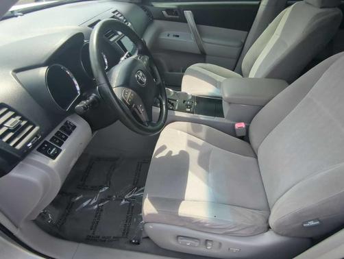 2008 Toyota Highlander Sport