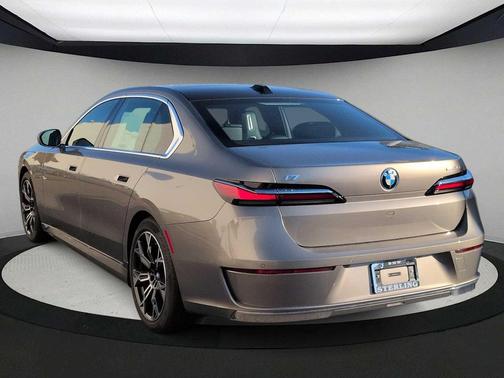 2025 BMW i7 eDrive50