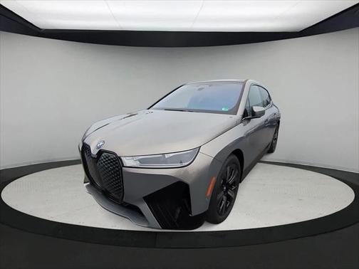 2025 BMW iX xDrive50