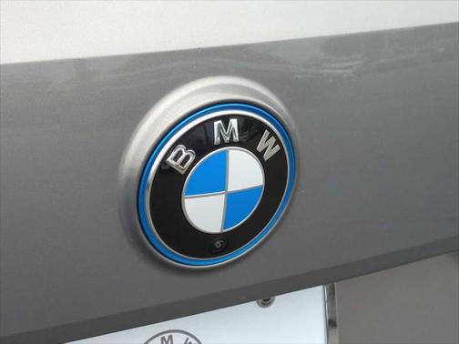 2025 BMW iX xDrive50