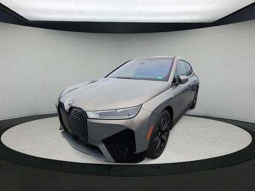 2025 BMW iX xDrive50