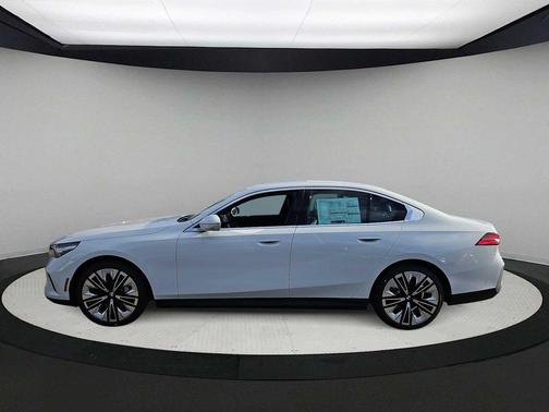 2026 BMW 530 i xDrive