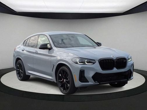 2023 BMW X4 M40i