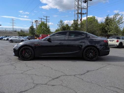Black 2022 Maserati Ghibli Trofeo