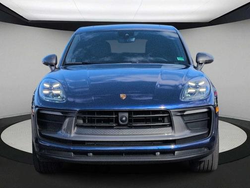 2023 Porsche Macan T