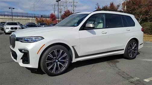 2020 BMW X7 M50i