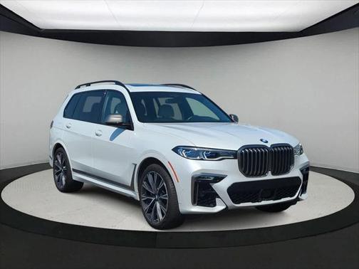 2020 BMW X7 M50i