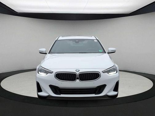 2026 BMW 230 i xDrive
