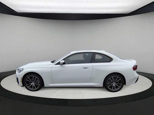 2026 BMW 230 i xDrive