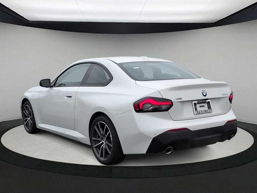 2026 BMW 230 i xDrive