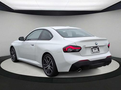 2026 BMW 230 i xDrive