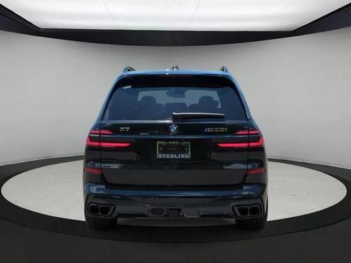 2026 BMW X7 M60i