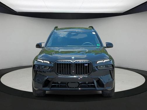 2026 BMW X7 M60i
